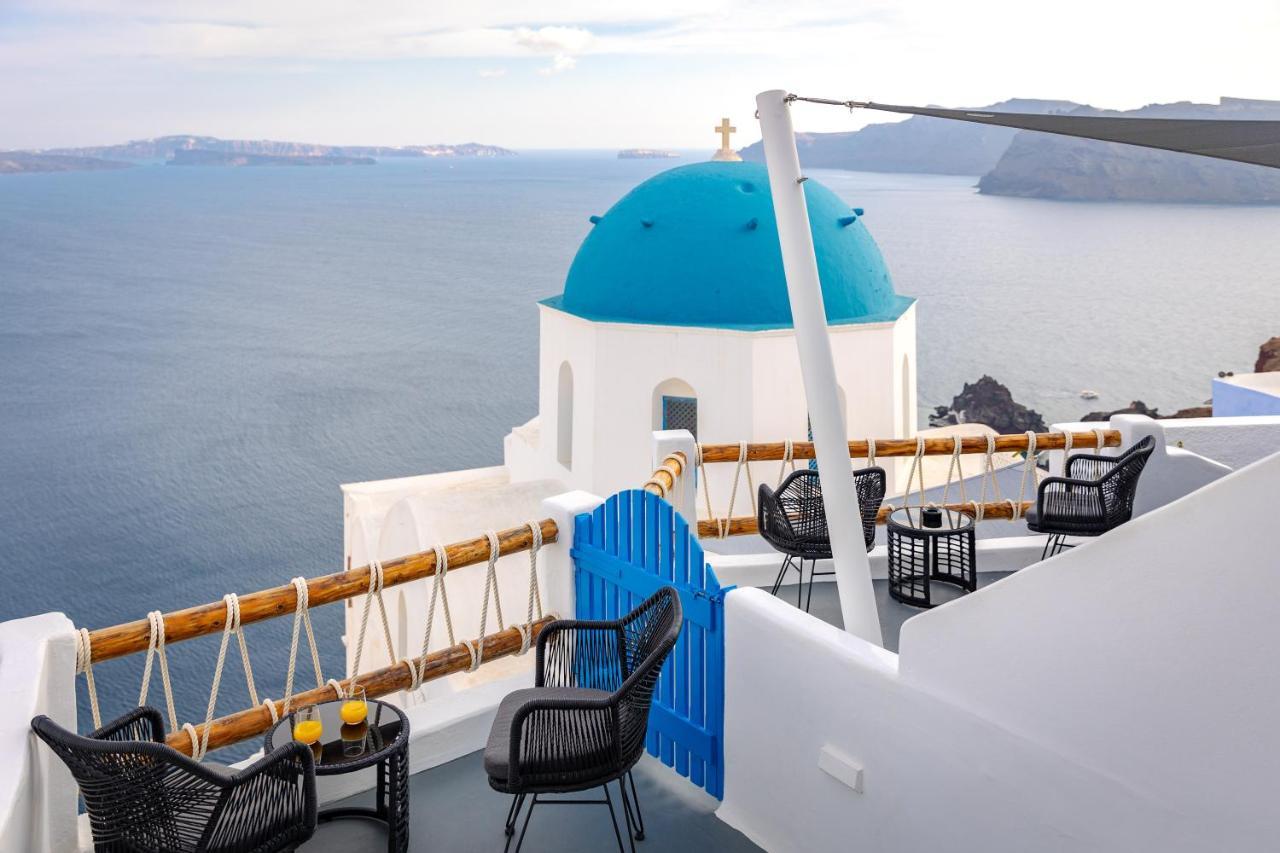 Luxus VIP Suites Oia  Extérieur photo